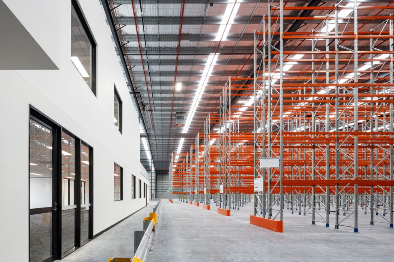 McPhee Distribution Centre, Daikin VRV + smoke-exhaust ventilation